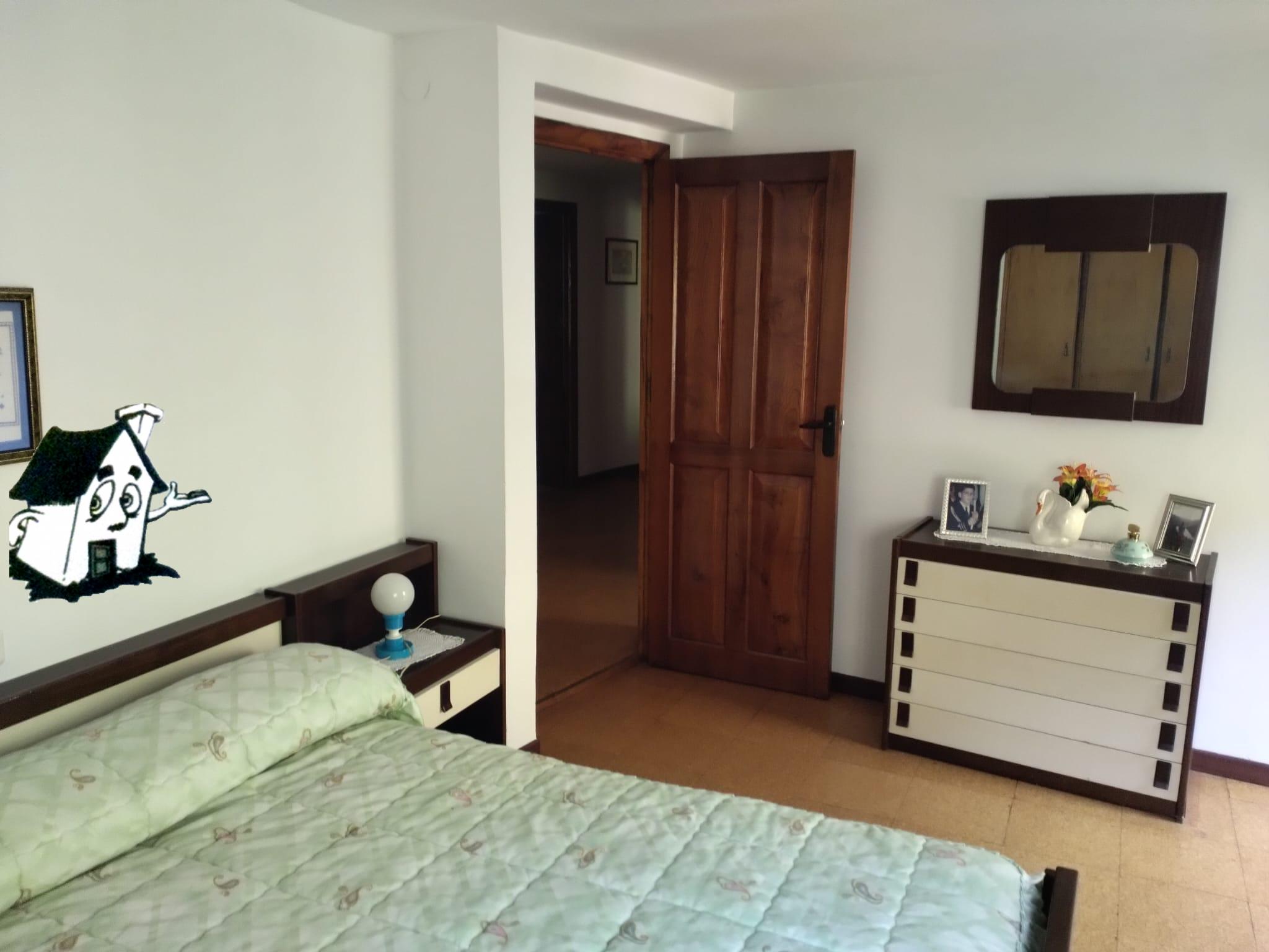 VENTA DE CASA EN FERREIRA - Imagen 4