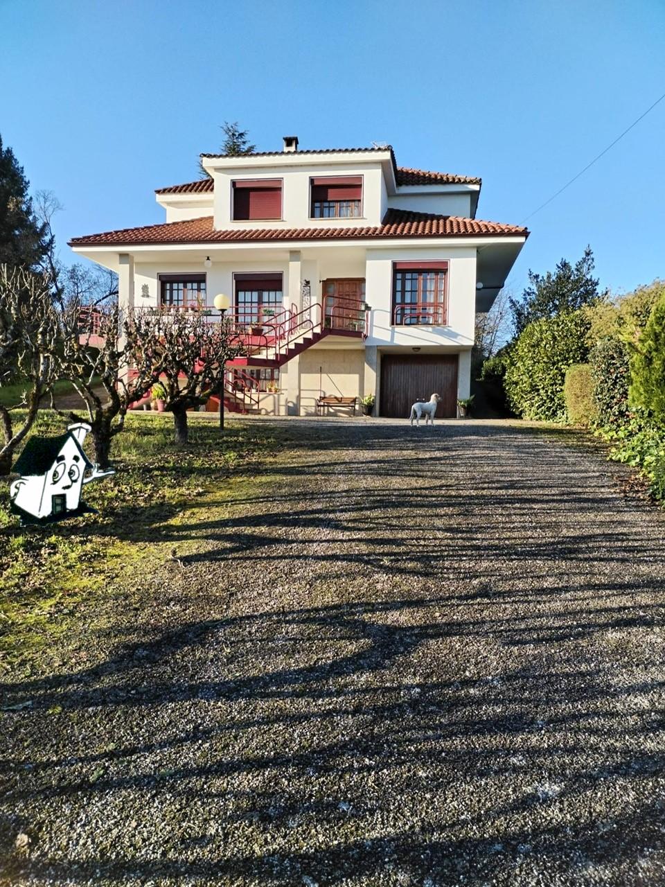 VENTA CHALET