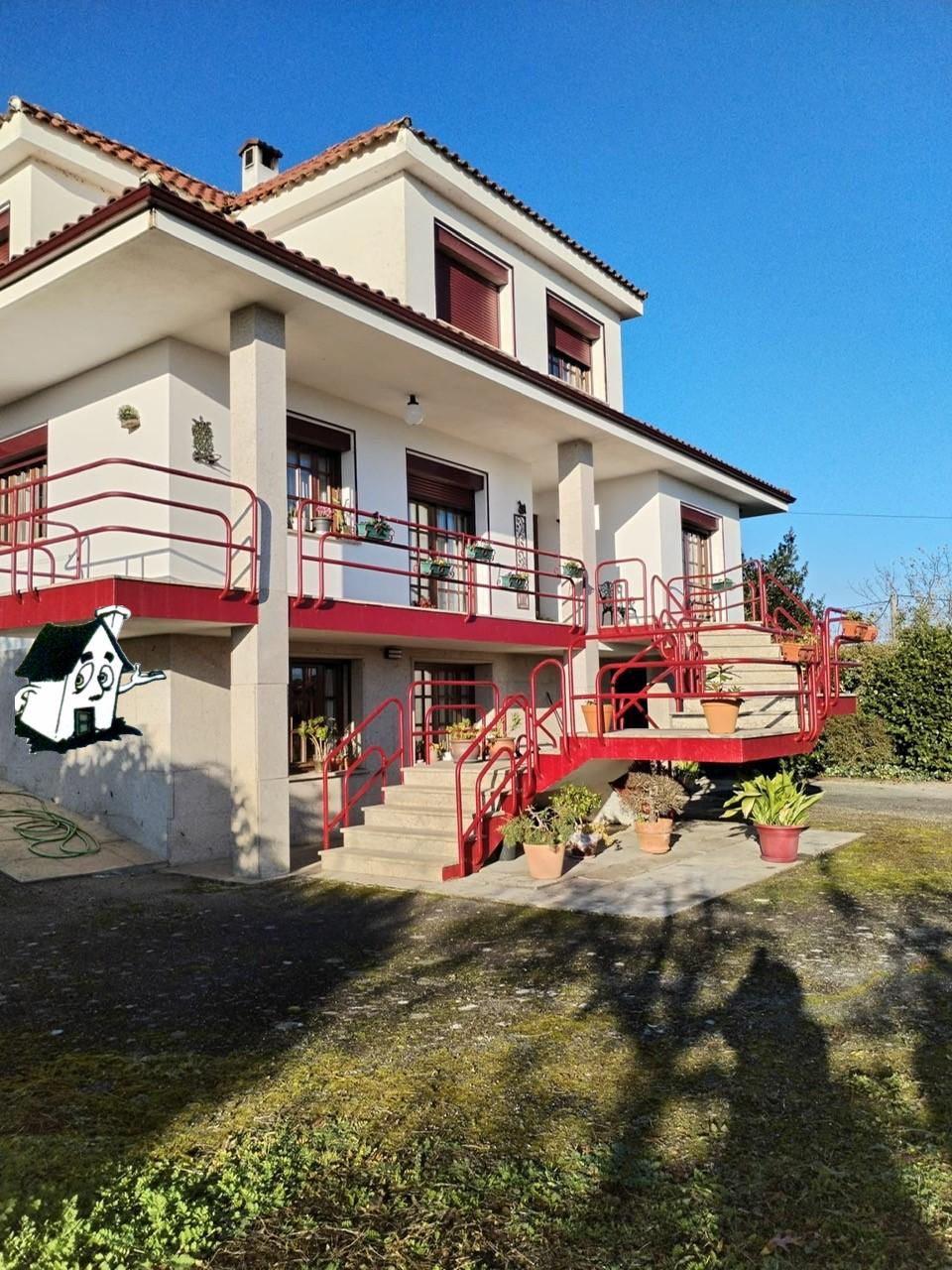 VENTA CHALET - Imagen 2