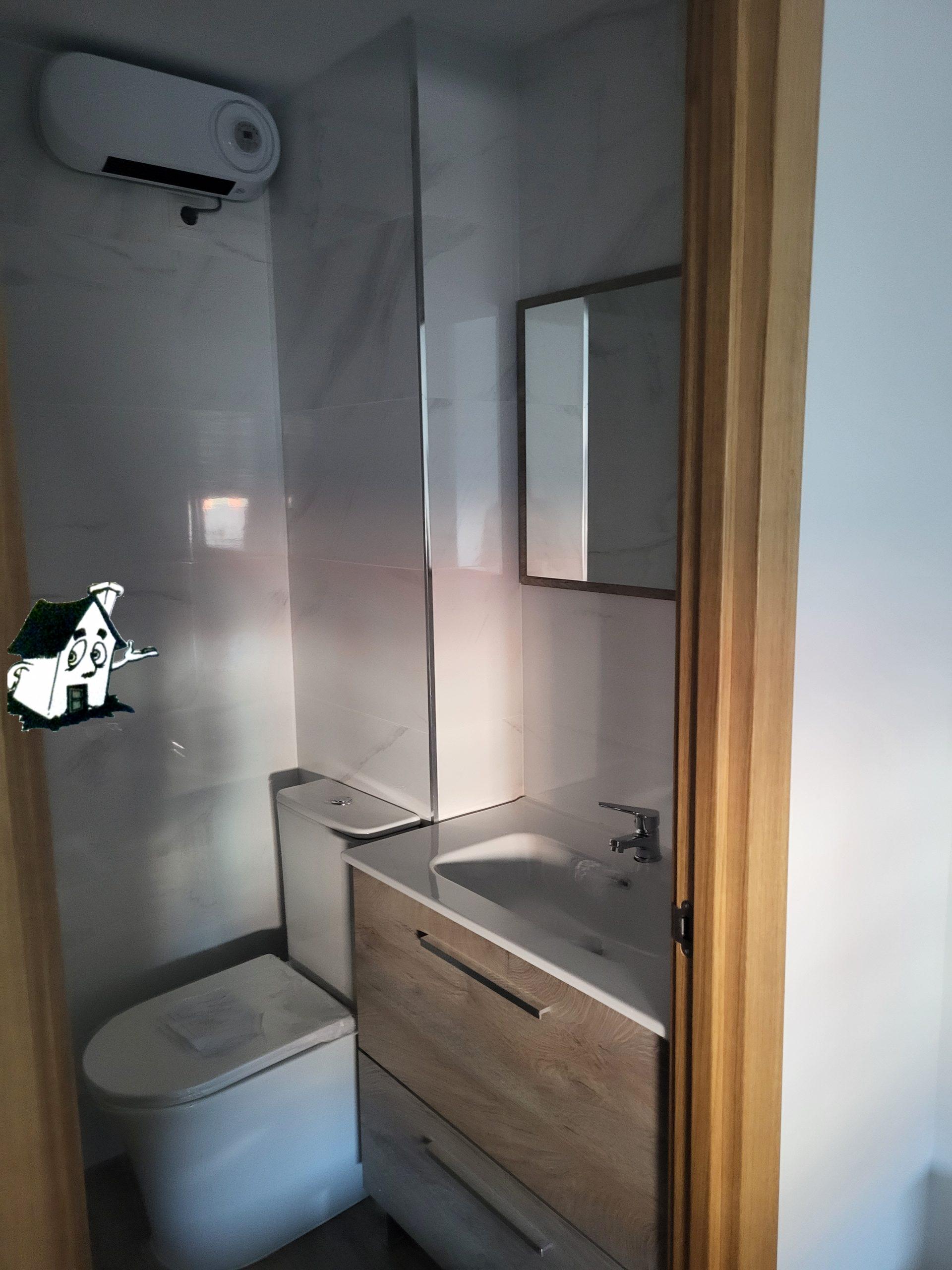 ALQUILER DE APARTAMENTO CON TERRAZA - Imagen 5