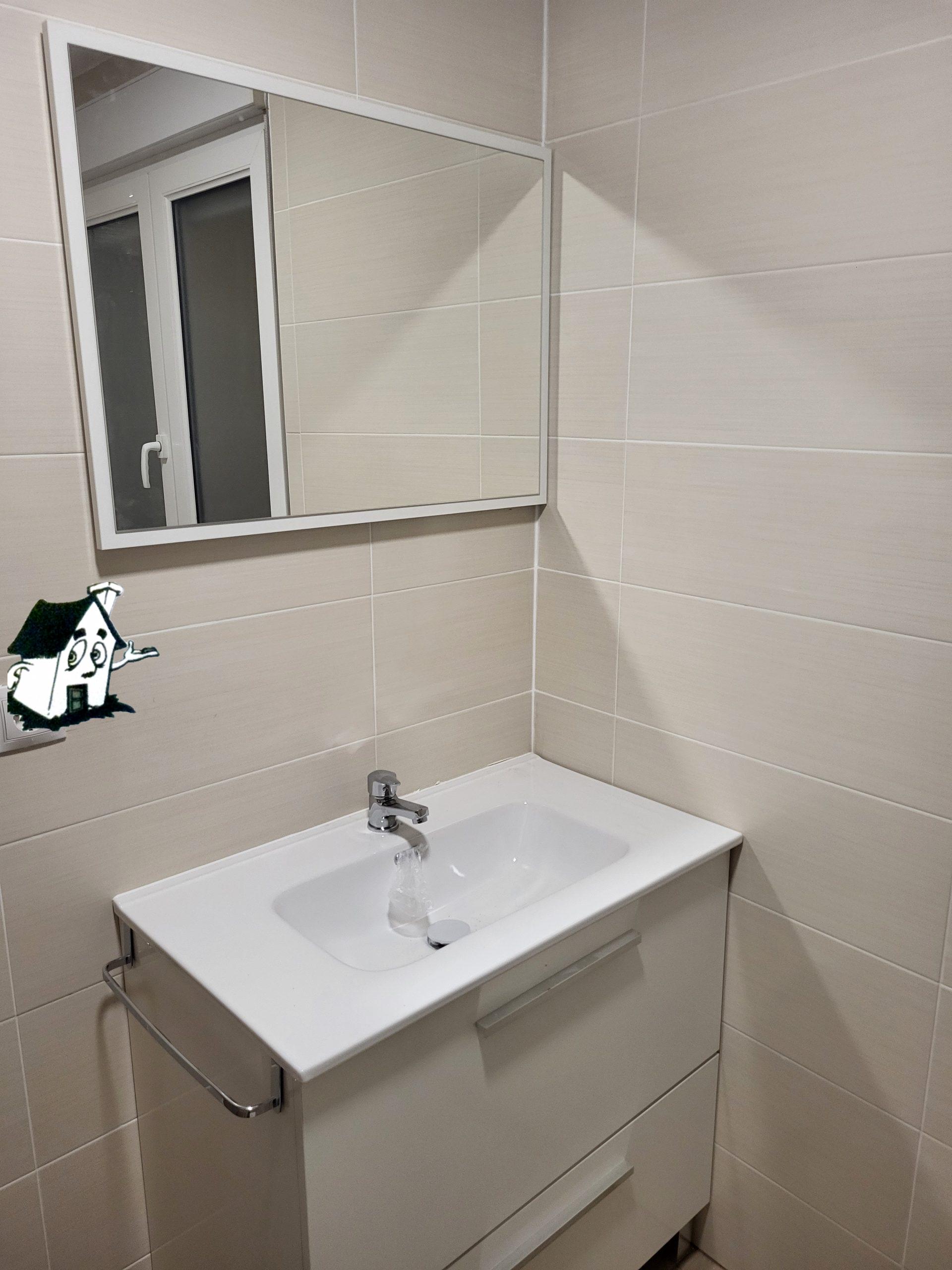 ALQUILER DE APARTAMENTO CON TERRAZA - Imagen 7