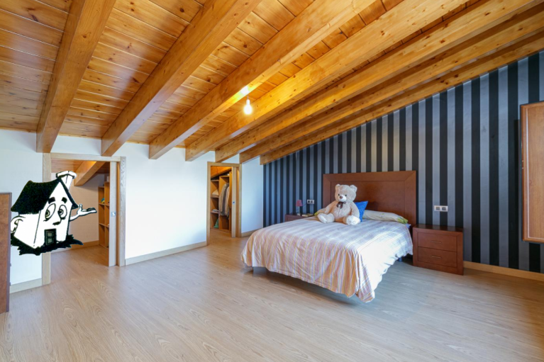 VENTA O ALQUILER DE CHALET CON FINCA 50.000M2 - Imagen 12