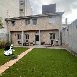 VENTA DE CASA CON TERRENO EN MONFORTE DE LEMOS