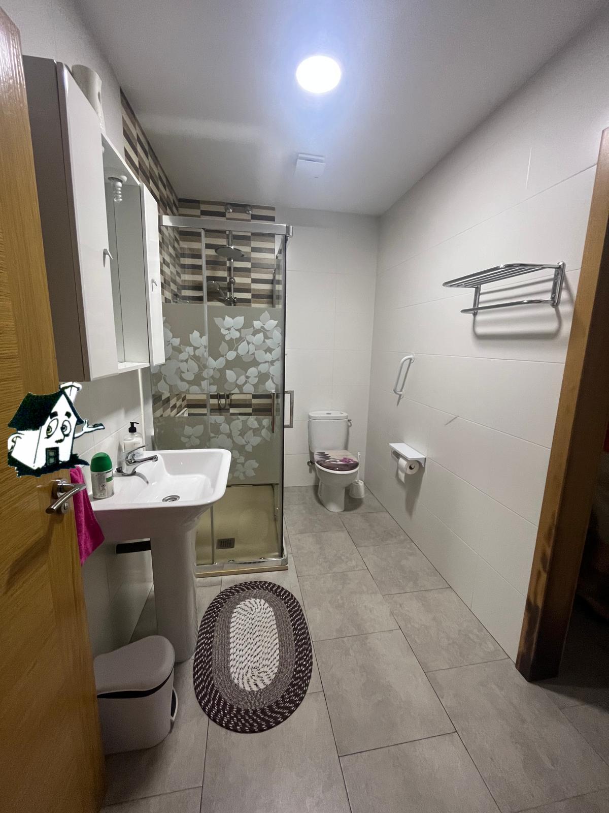 VENTA DE CASA CON TERRENO EN MONFORTE DE LEMOS - Imagen 10