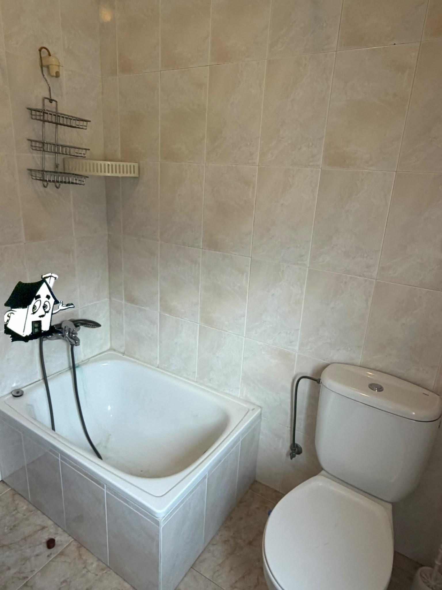 VENTA DE CASA CON TERRENO EN SOBER - Imagen 12