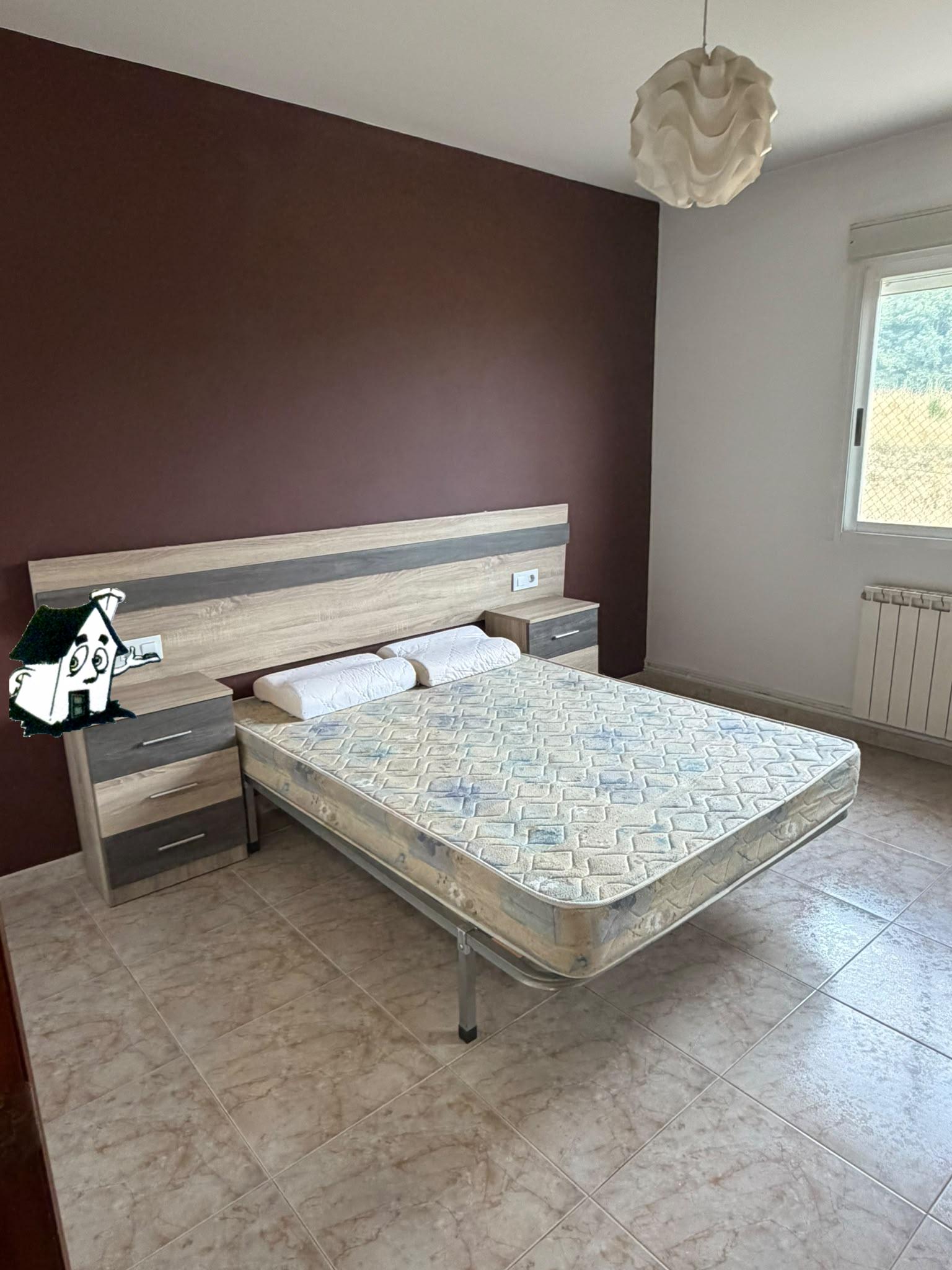 VENTA DE CASA CON TERRENO EN SOBER - Imagen 5